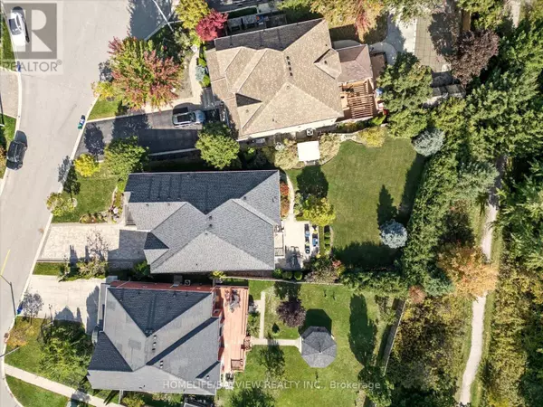 Richmond Hill (oak Ridges), ON L4E3Y6,3 CROWLING COURT