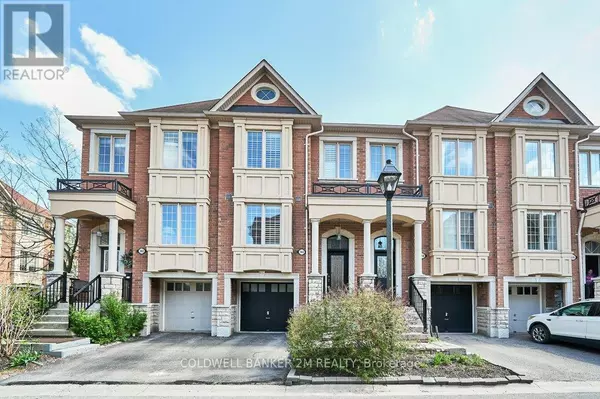 360 DOAK LANE, Newmarket (gorham-college Manor), ON L3Y0A7