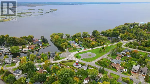 Georgina (keswick South), ON L4P3A8,381 WALTER DRIVE