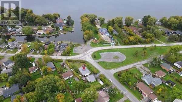 Georgina (keswick South), ON L4P3A8,381 WALTER DRIVE