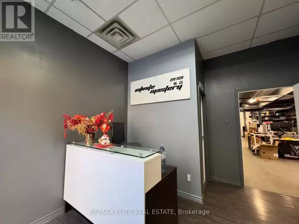 181 Bentley ST #4, Markham (milliken Mills West), ON L3R3Y1