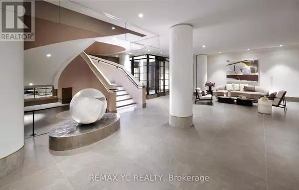 Markham (royal Orchard), ON L3T0H3,397 Royal Orchard BLVD #204