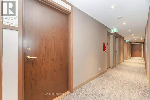 Vaughan (concord), ON L4K0K9,7890 Jane ST #3907