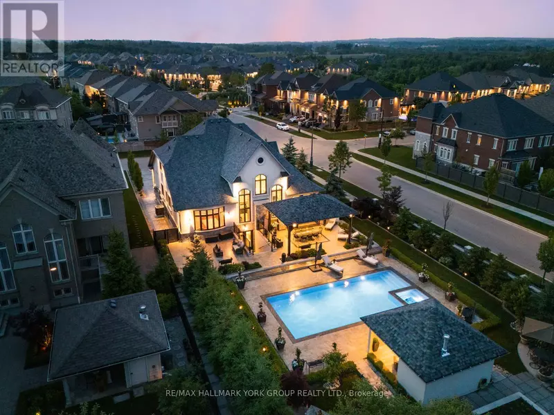 2 TIDNISH COURT, King (nobleton), ON L7B0A1