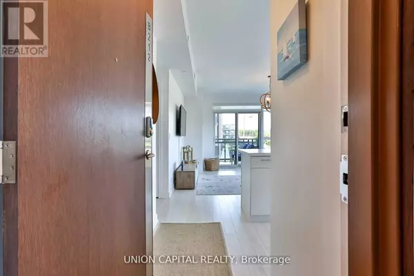Innisfil, ON L9S0J4,271 Sea Ray AVE #B212