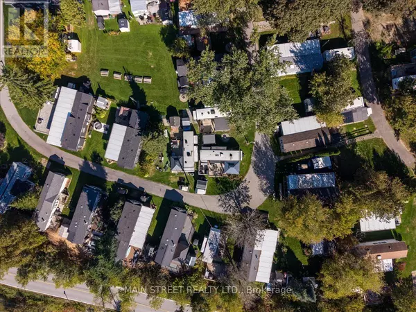 Whitchurch-stouffville, ON L0G1E0,15 HAWAIIAN CIRCLE