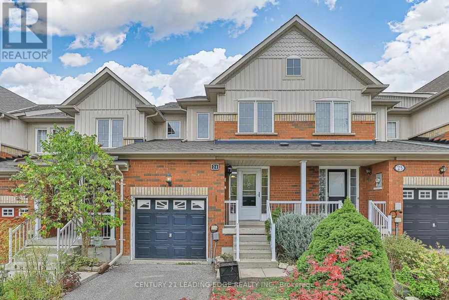 21 LILLY MCKEOWAN CRESCENT, East Gwillimbury (mt Albert), ON L0G1M0