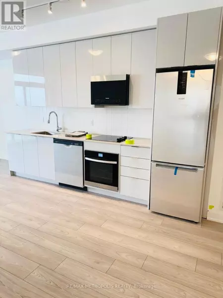 10 Abeja ST #1115, Vaughan (concord), ON L4K0R4