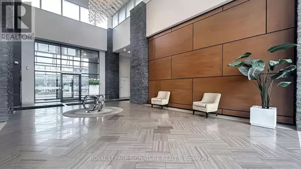 Vaughan (vaughan Grove), ON L4L8C3,12 Woodstream BLVD #105