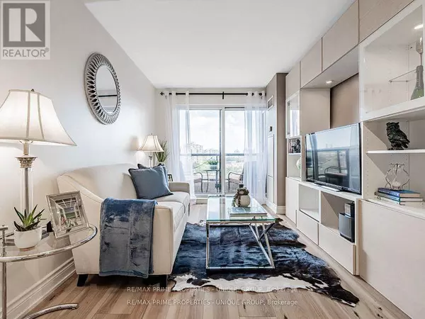 18 Harding BLVD #709, Richmond Hill (harding), ON L4C0T3