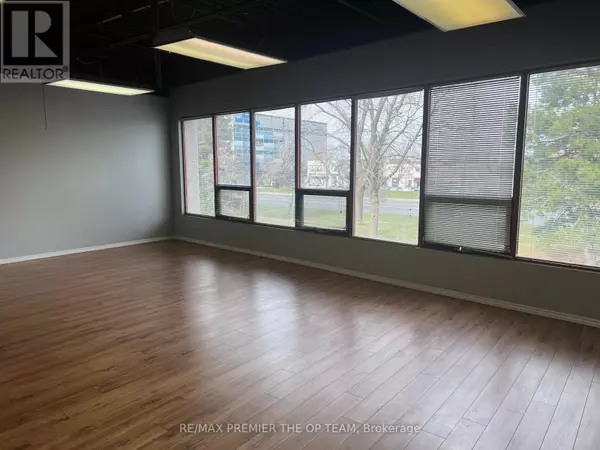 Vaughan (concord), ON L4K3W7,231 Millway AVE #19 2nd