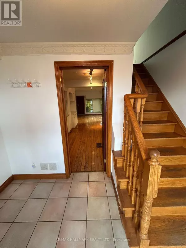 Vaughan (concord), ON L4K1V6,2005 Highway 7 #3