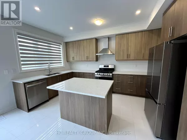 East Gwillimbury (holland Landing), ON L9N0W4,117 SILK TWIST DRIVE