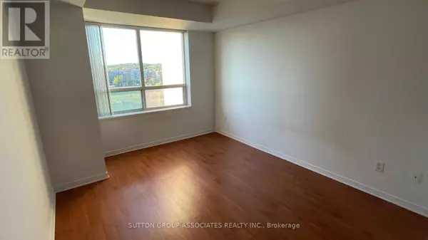 Richmond Hill (langstaff), ON L4B4T9,39 Oneida CRES #710