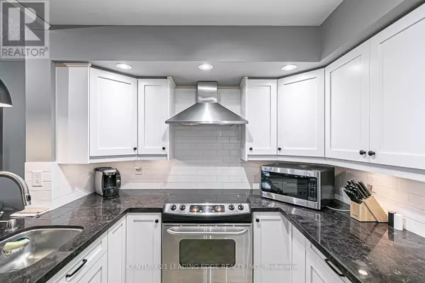 Richmond Hill (langstaff), ON L4B4N2,3 ELLESMERE ST #202