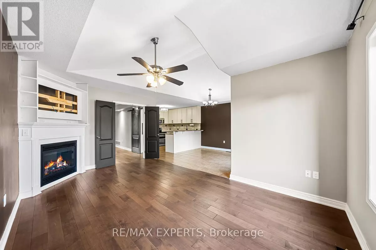 Innisfil (alcona), ON L9S4Z9,1821 Lamstone ST #Upper