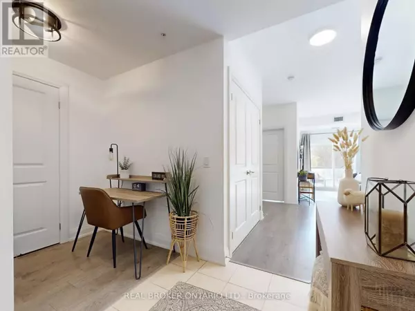 Whitchurch-stouffville (stouffville), ON L4A1Y7,481 Rupert AVE #122