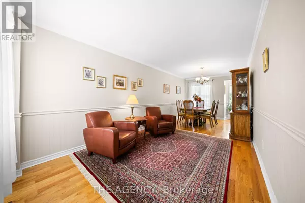 Richmond Hill (oak Ridges), ON L4E3Y5,18 WILDFLOWER DRIVE