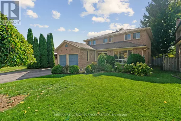 154 MEADOWBANK ROAD, Newmarket (huron Heights-leslie Valley), ON L3Y4Y2