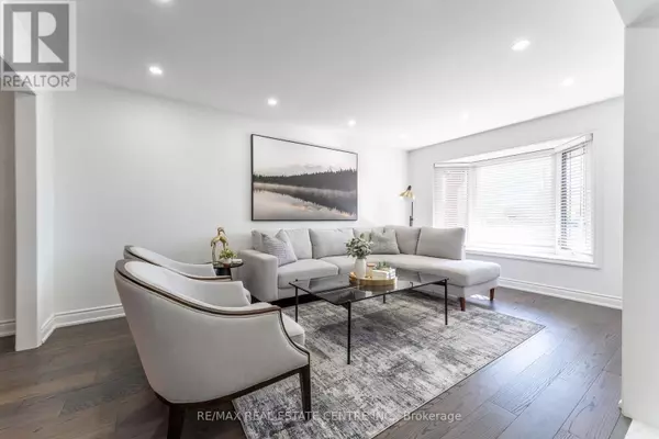 Vaughan (east Woodbridge), ON L4L5J5,499 ABERDEEN AVENUE N