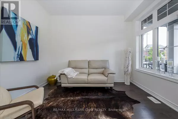 Innisfil (alcona), ON L9S4R7,1433 MCROBERTS CRESCENT