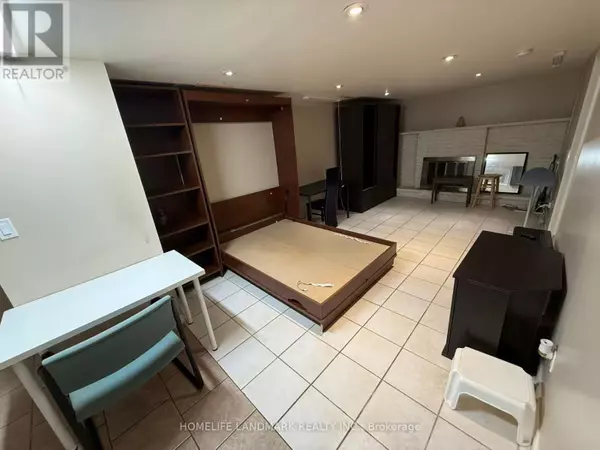 517 Lynett CRES #Basemt, Richmond Hill (crosby), ON L4C2V8