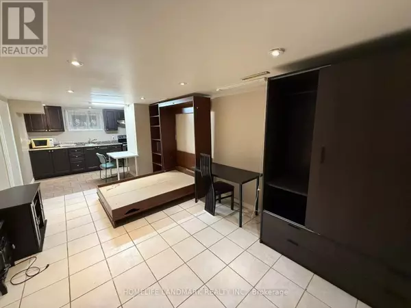 Richmond Hill (crosby), ON L4C2V8,517 Lynett CRES #Basemt