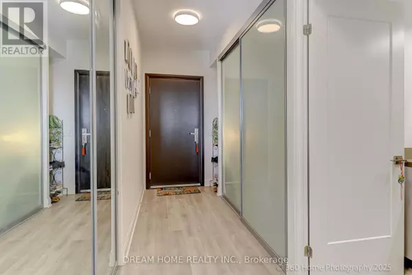 Markham (commerce Valley), ON L3T0G8,12 GANDHI LN #1711