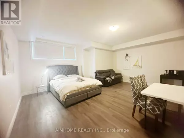 Vaughan (maple), ON L6A5B1,181 Parktree DR #21 Lower