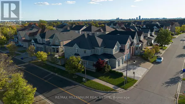 Markham (berczy), ON L6C0B2,1 BRACKNELL AVENUE