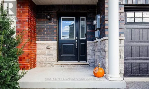 Whitchurch-stouffville (stouffville), ON L4A1Y1,10 MAH WAT LANE