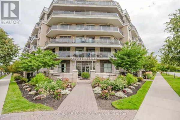 Aurora (bayview Wellington), ON L4G0S6,111 Civic Square Gate #215