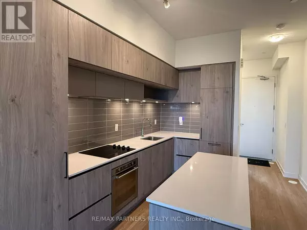 Richmond Hill (crosby), ON L4S1M4,7 Steckley House LN #613