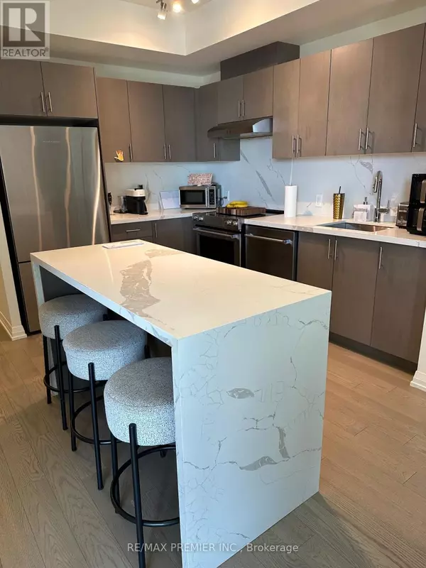 Vaughan (concord), ON L6A0J8,9000 Jane ST #607