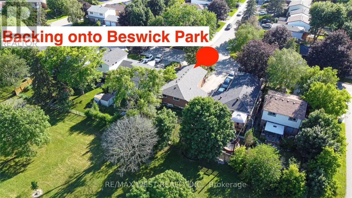 Newmarket (central Newmarket), ON L3Y1E3,249 HODGSON DRIVE