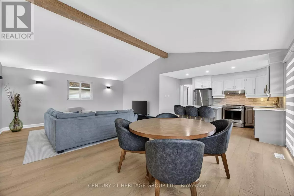 Innisfil (lefroy), ON L0L1C0,1282 TEMPLE AVENUE