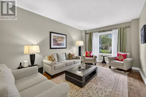 Markham (thornlea), ON L3T6Z4,26 STACEY CRESCENT