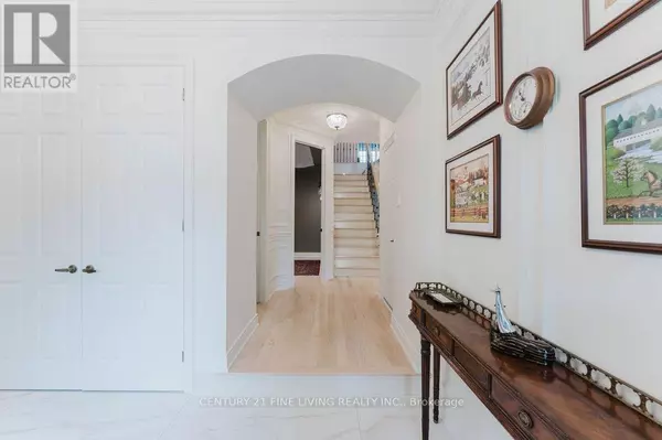 Vaughan (patterson), ON L6A4B9,96 WOLF CREEK CRESCENT