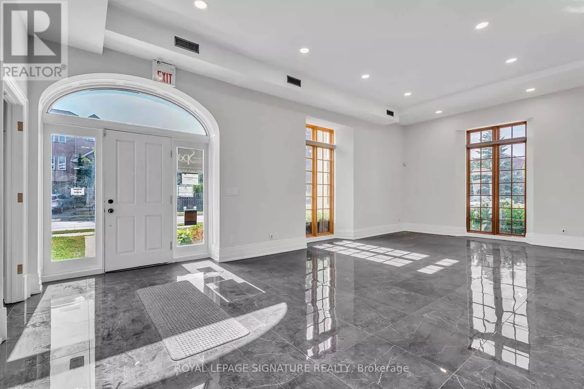 Newmarket (woodland Hill), ON L3X2H5,83 DAWSON MANOR BOULEVARD