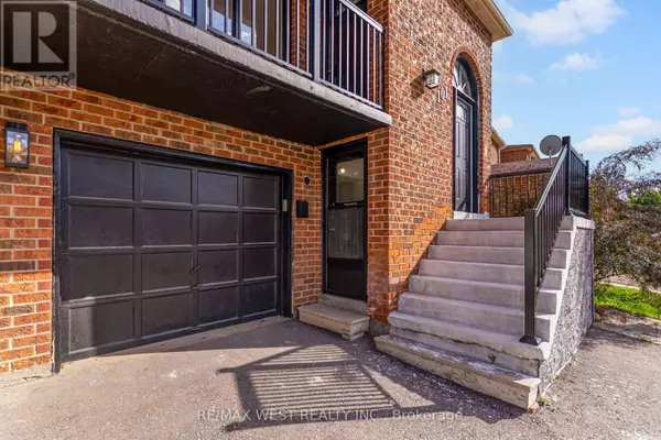 Vaughan (east Woodbridge), ON L4L3J3,101 TALL GRASS TRAIL