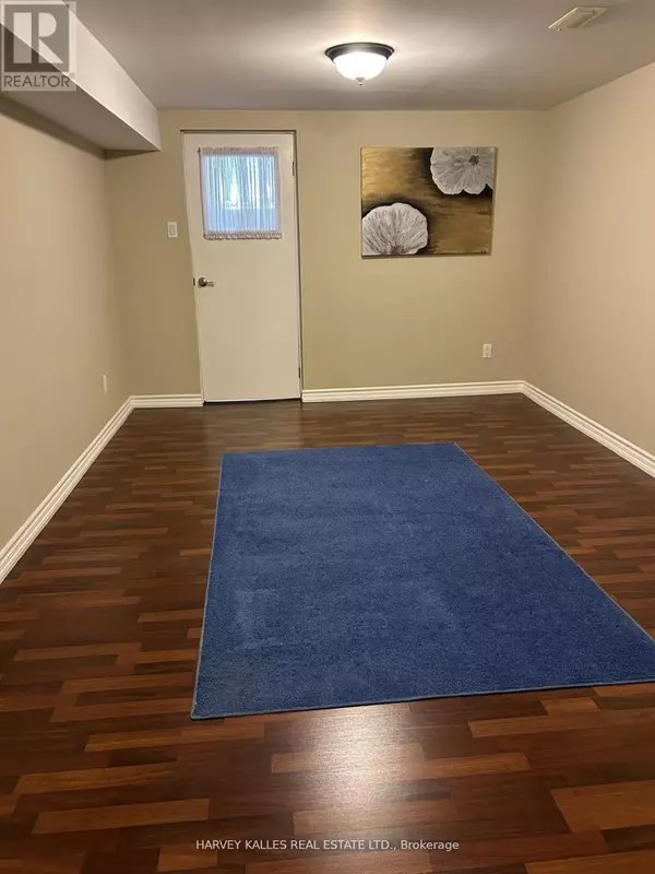 Vaughan (west Woodbridge), ON L4L1K1,66 Button RD #Basement