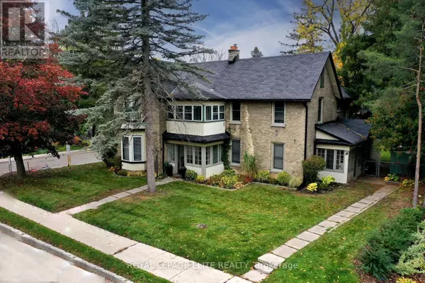 18-20 REUBEN STREET, Aurora (aurora Village), ON L4G2M2