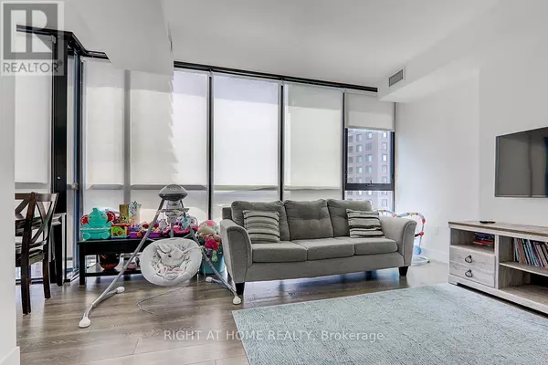 Vaughan (concord), ON L4K0K6,2916 Highway 7 AVE #2202