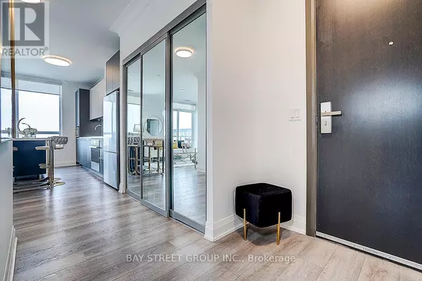 Markham (unionville), ON L3R6L5,18 Water Walk DR #2208