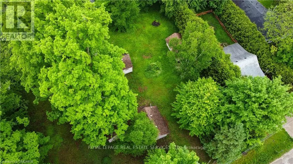 Innisfil (alcona), ON L9S1Z3,722 HASTINGS AVENUE