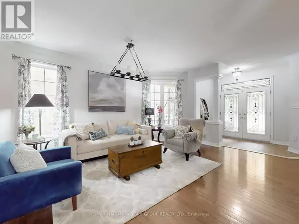 Richmond Hill (jefferson), ON L4E4K8,254 TOWER HILL ROAD