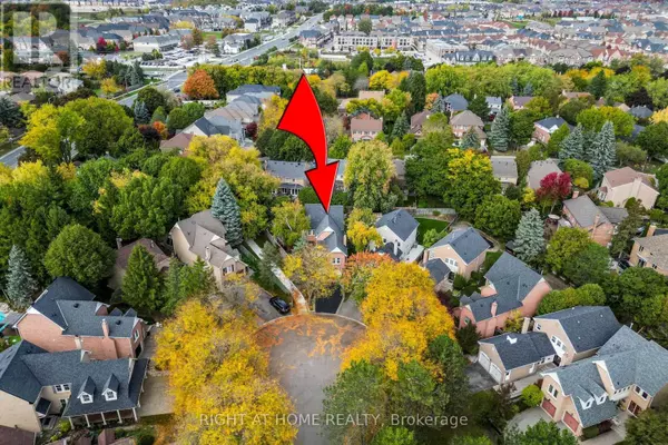 Markham (unionville), ON L3R3Z1,51 REDWOOD LANE