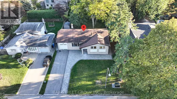 Markham (markham Village), ON L3P2Z5,4 SIR BRANDILES PLACE