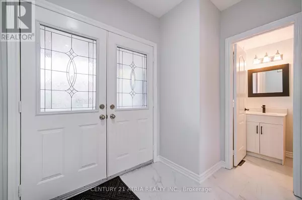 Aurora, ON L4G7X2,273 CONOVER AVENUE