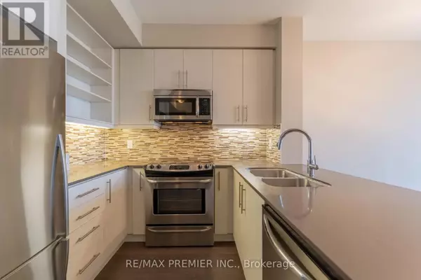 Richmond Hill (langstaff), ON L4B4T9,55 Oneida CRES #1401